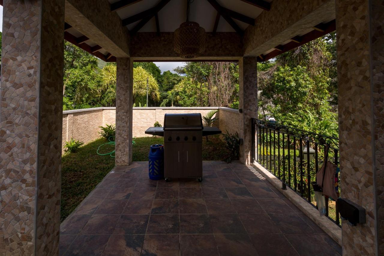 Chalet Beau Vallon Villa Chalets *
