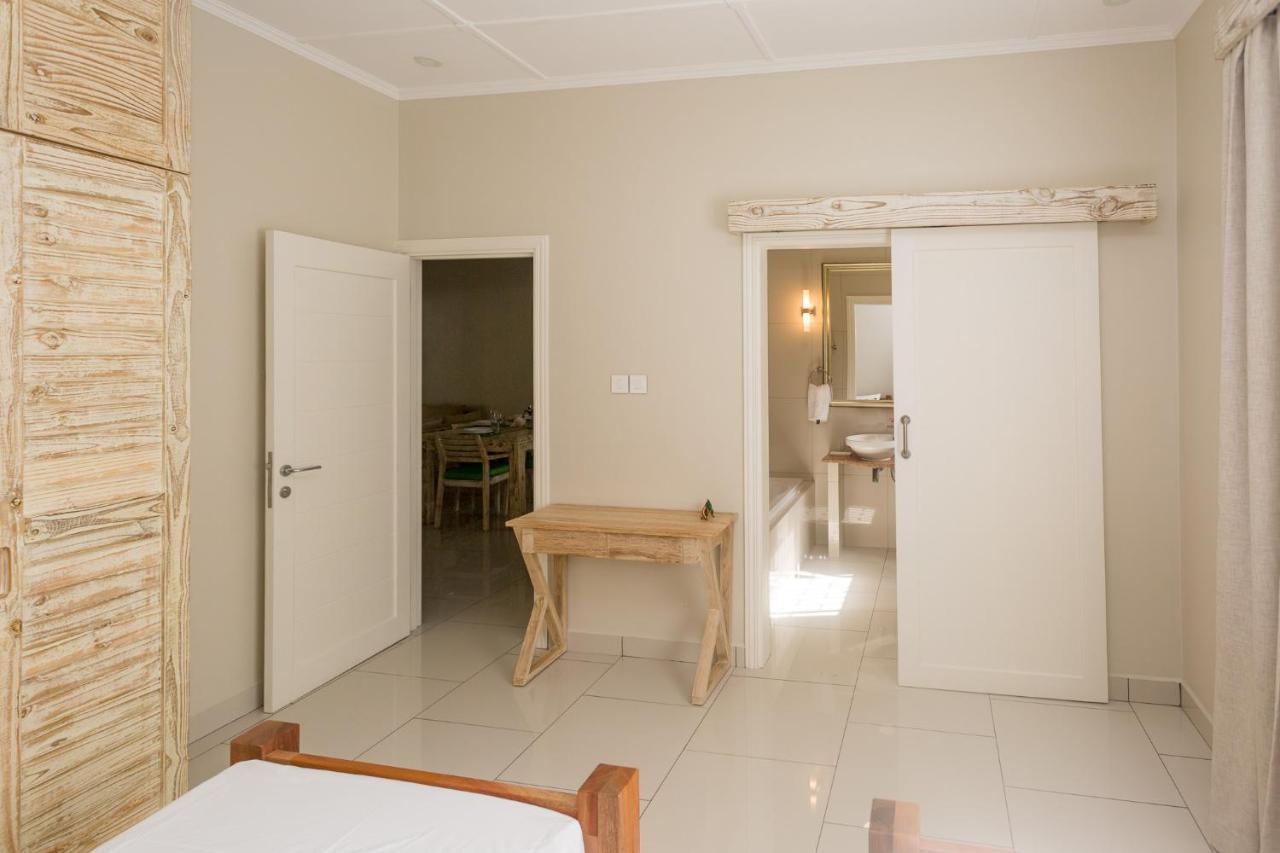 Beau Vallon Villa Chalets *