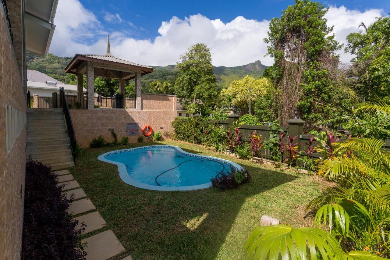Beau Vallon Villa Chalets Chalet *