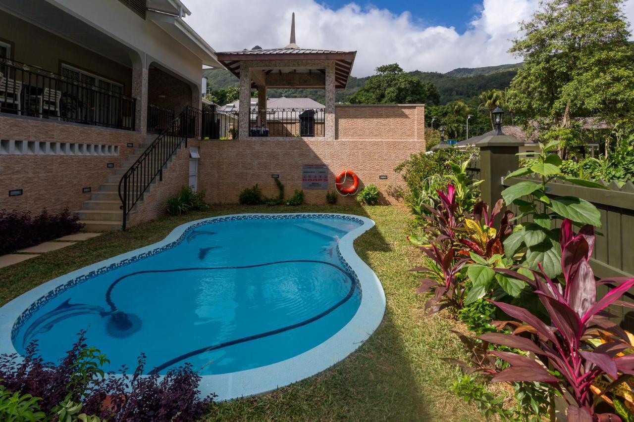 Chalet Beau Vallon Villa Chalets