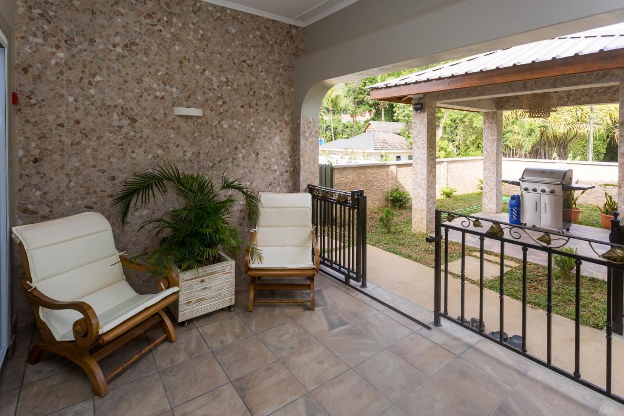Beau Vallon Villa Chalets
